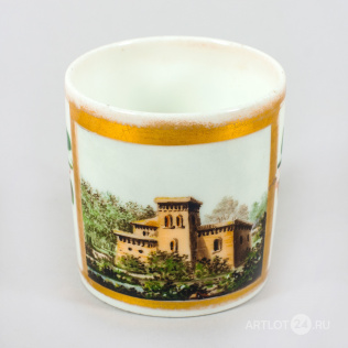 Чашка с архитектурным пейзажем