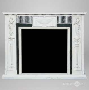 Английский каминный портал в стиле классицизм с изображением муз