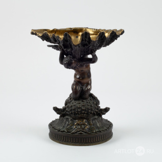 Декоративна ваза «Тритон с морской раковиной»