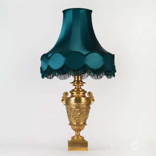 Лампа «Пир Бахуса» с козлиными маскаронами