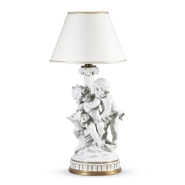 Фарфоровая лампа с детскими фигурами