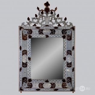 Зеркало в венецианском стиле