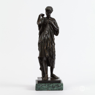 Кабинетная скульптура «Артемида из Габии»
