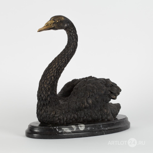 Скульптура «Черный лебедь»