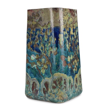 Керамическая ваза, покрытая цветными эмалями, мастерской Строгановского училища