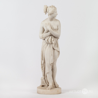 Скульптура «Венера Италийская» в неоклассическом стиле