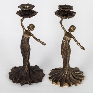 Пара подсвечники в стиле модерн