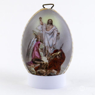 Пасхальное яйцо с изображением Христа и надписью "ХВ"