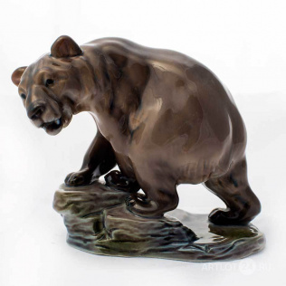 Статуэтка "Медведь на камне"