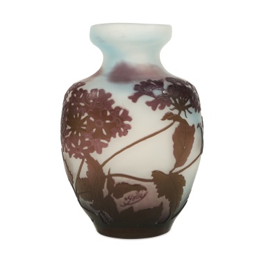 Вазочка «Герань» мануфактуры Эмиля Галле 