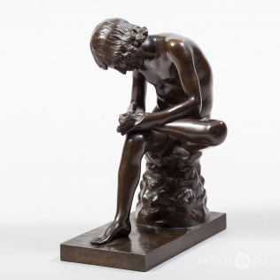 Скульптура «Мальчик, извлекающий занозу»