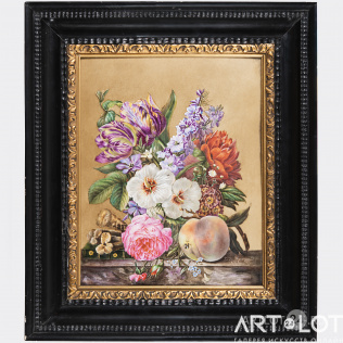 Фарфоровый пласт «Натюрморт с цветами и персиком»