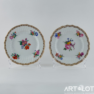 Парные тарелки «Букеты цветов»