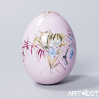 Пасхальное яйцо с цветочным рисунком