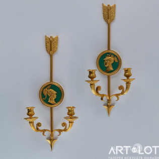 Парные бра в виде стрел с медальонами «Римские воины»