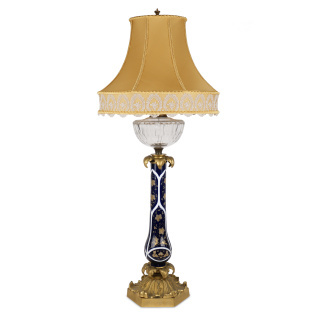 Кинкетная настольная лампа с орнаментальной росписью