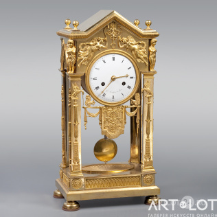 Французские кабинетные часы в виде портика в стиле ампир