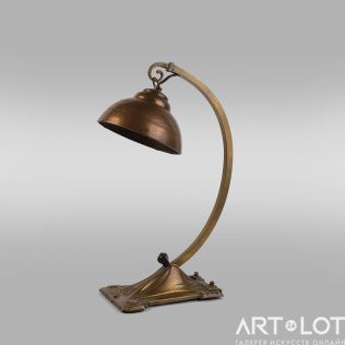 Настольная лампа в стиле ар-деко